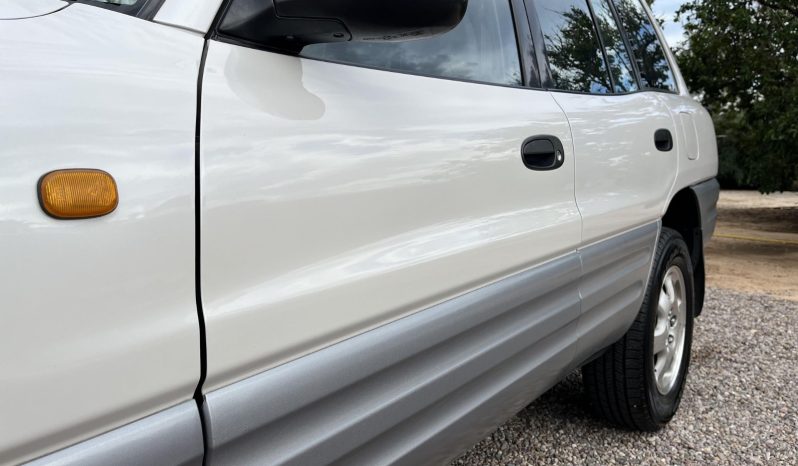 Toyota Rav4 L1996 full