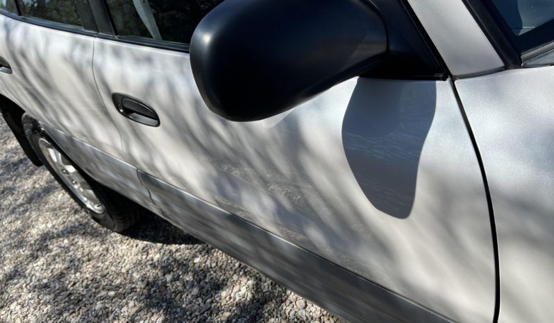 Toyota Rav4 L1996 full