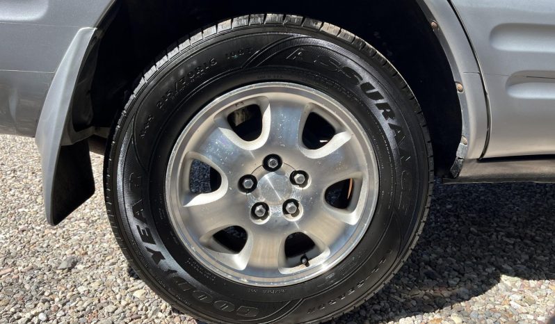 Toyota Rav4 L1996 full