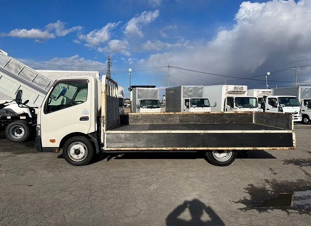 Hino Dutro Flat Body 2-tone to 5-tone 2017 full