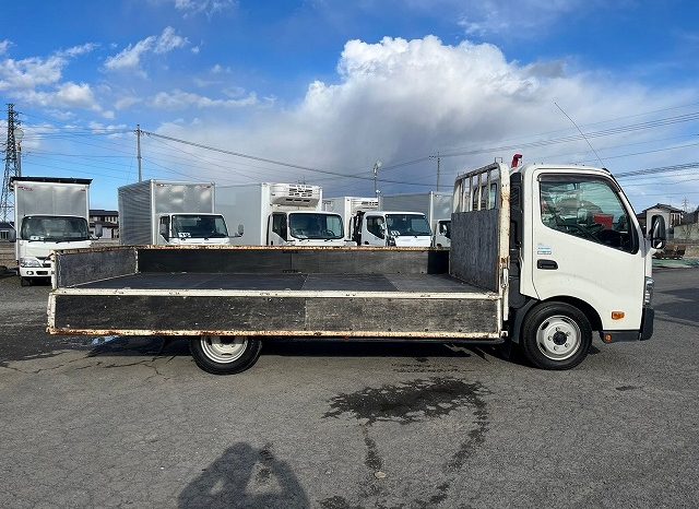 Hino Dutro Flat Body 2-tone to 5-tone 2017 full
