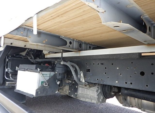 Hino Dutro 3t Flat Body 2017 full