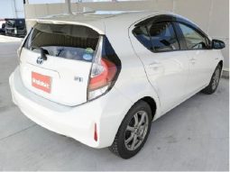 TOYOTA AQUA S 2017 full