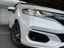 HONDA FIT 13G F PACKAGE 2017 full