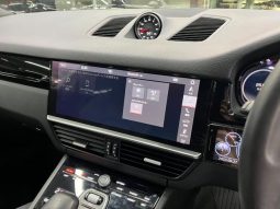 PORSCHE CAYENNE BASEGRADE 2019 full