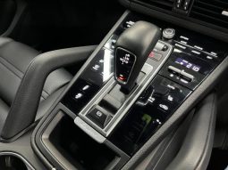 PORSCHE CAYENNE BASEGRADE 2019 full