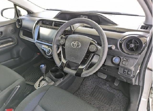 TOYOTA AQUA S 2017 full