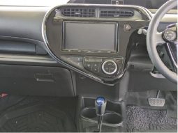 TOYOTA AQUA S 2017 full