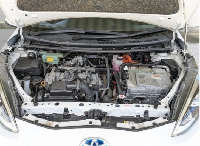 TOYOTA AQUA S 2017 full