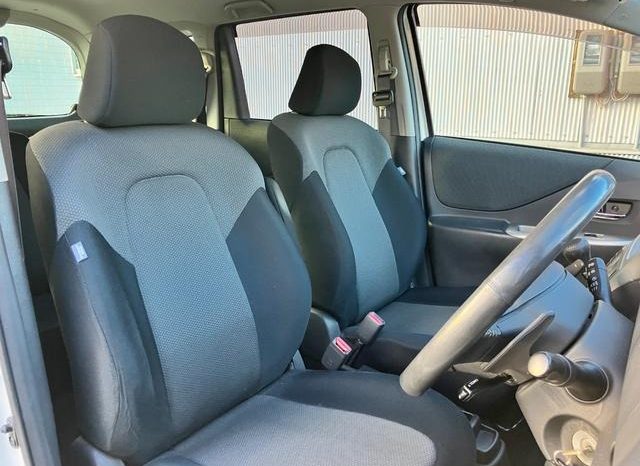 TOYOTA RACTIS G S PACKAGE 2010 full