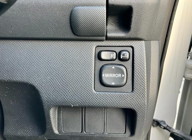 TOYOTA RACTIS G S PACKAGE 2010 full