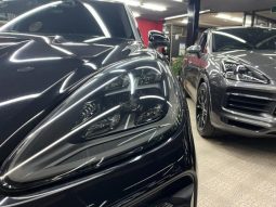 PORSCHE CAYENNE BASEGRADE 2019 full