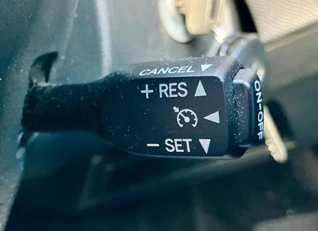 TOYOTA RACTIS G S PACKAGE 2010 full