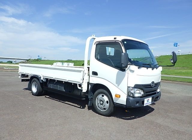 Hino Dutro 3t Flat Body 2017 full