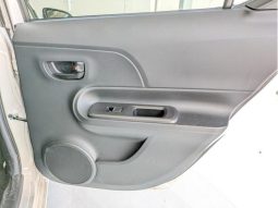 TOYOTA AQUA S 2017 full