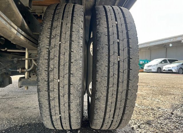 Hino Dutro Flat Body 2-tone to 5-tone 2017 full