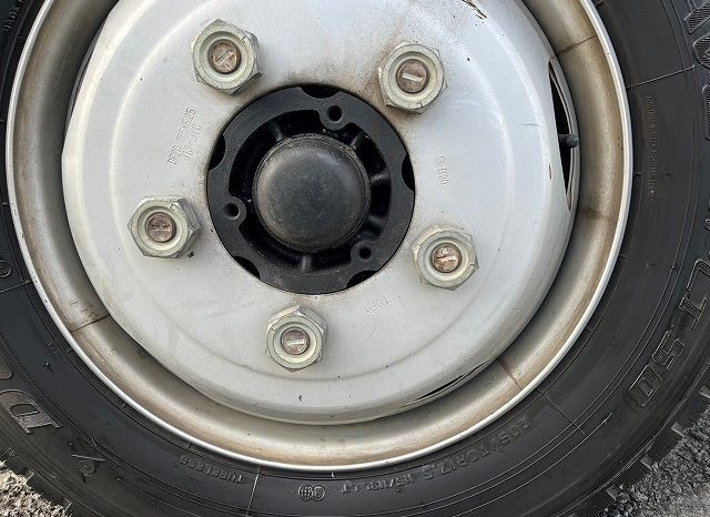 Hino Dutro Flat Body 2-tone to 5-tone 2017 full