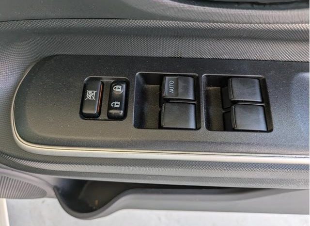 TOYOTA AQUA S 2017 full