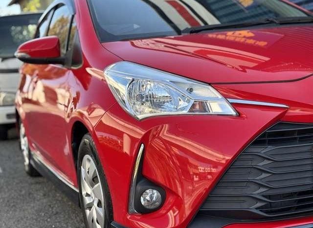 TOYOTA VITZ F 2017 full