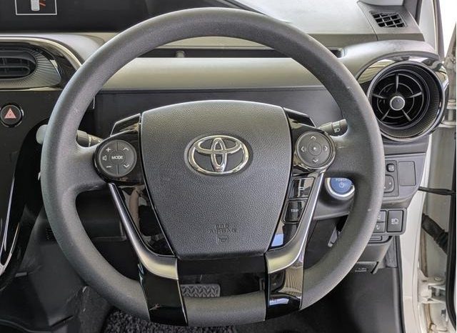 TOYOTA AQUA S 2017 full