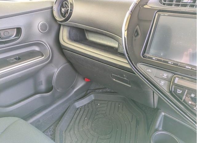 TOYOTA AQUA S 2017 full