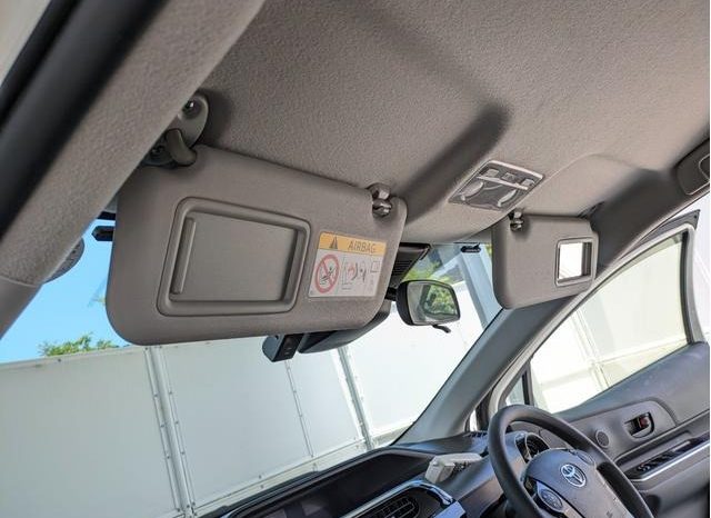 TOYOTA AQUA S 2017 full