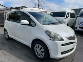 TOYOTA RACTIS X L PACKAGE 2010