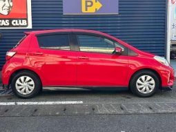 TOYOTA VITZ F 2017 full