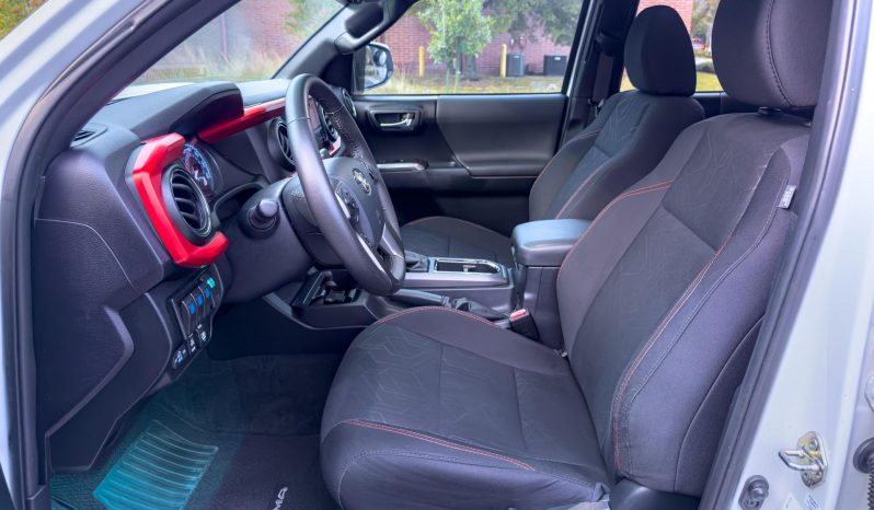 Toyota Tacoma TRD Sport Double Cab 4×4 2017 full