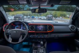 Toyota Tacoma TRD Sport Double Cab 4×4 2017 full