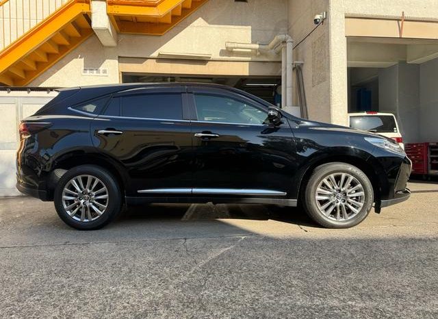 TOYOTA HARRIER PREMIUM 2019 full