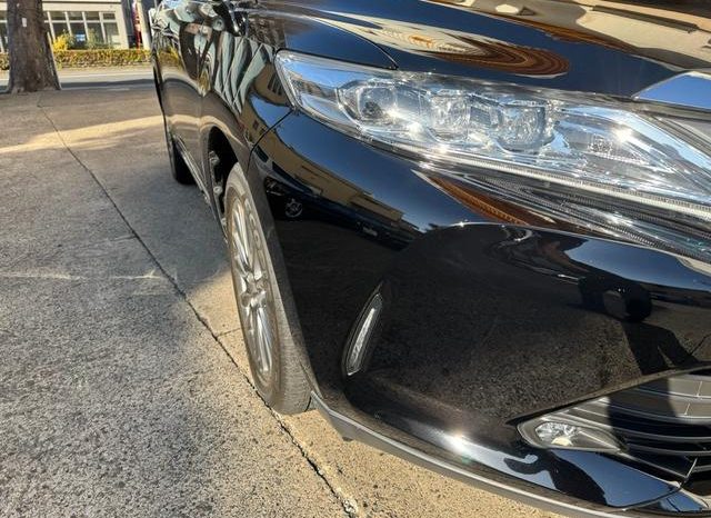 TOYOTA HARRIER PREMIUM 2019 full