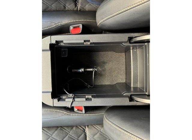 TOYOTA HARRIER PREMIUM 2019 full