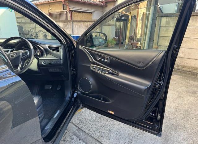 TOYOTA HARRIER PREMIUM 2019 full