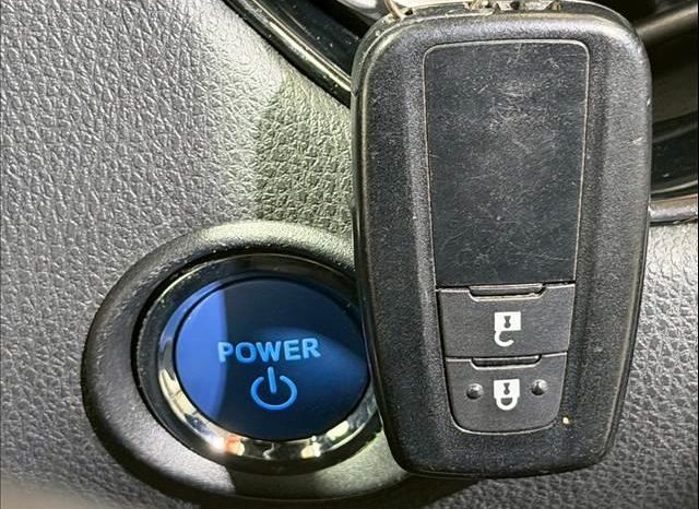 TOYOTA C-HR G 2017 full