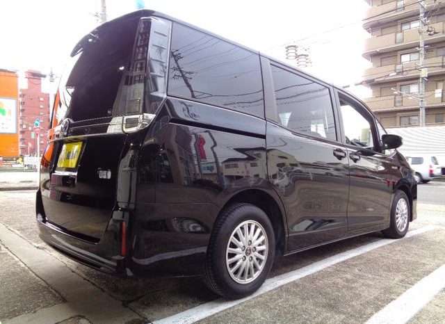 TOYOTA VOXY HYBRID V 2015 full