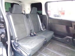 TOYOTA VOXY HYBRID V 2015 full