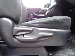 TOYOTA VOXY HYBRID V 2015 full