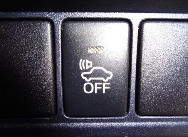 TOYOTA VOXY HYBRID V 2015 full