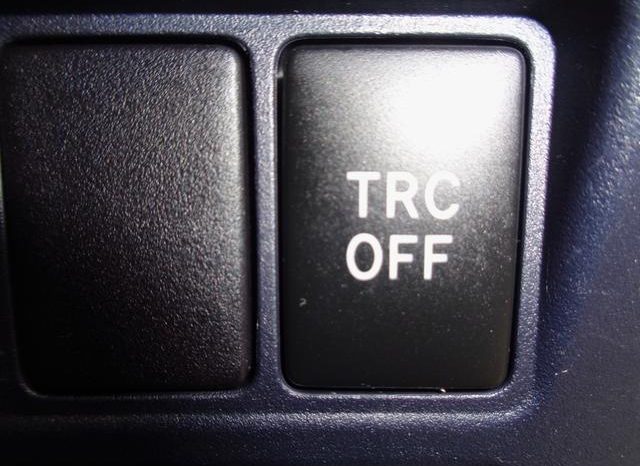 TOYOTA VOXY HYBRID V 2015 full