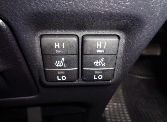 TOYOTA VOXY HYBRID V 2015 full