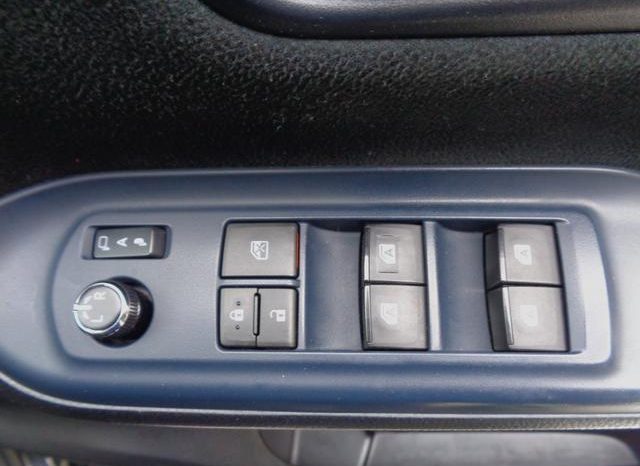 TOYOTA VOXY HYBRID V 2015 full