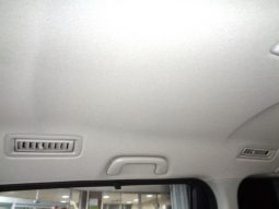 TOYOTA VOXY HYBRID V 2015 full