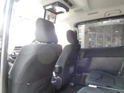 TOYOTA VOXY HYBRID V 2015 full