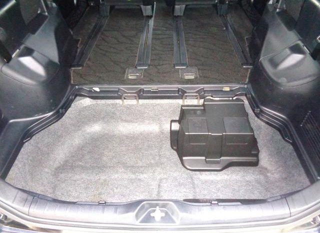 TOYOTA VOXY HYBRID V 2015 full