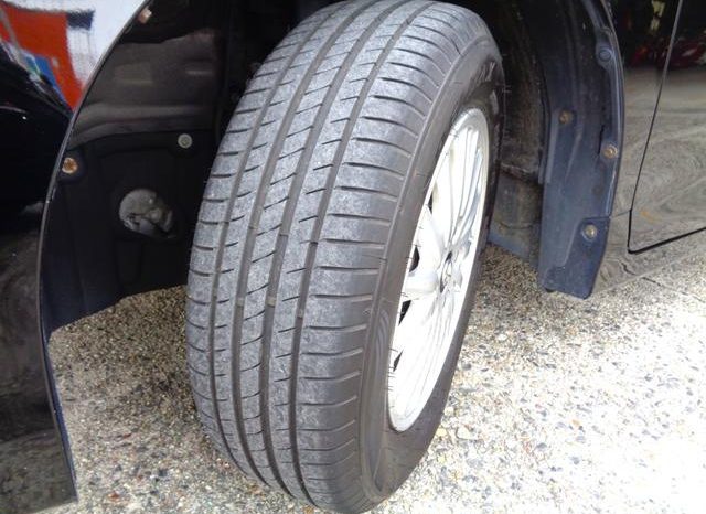 TOYOTA VOXY HYBRID V 2015 full