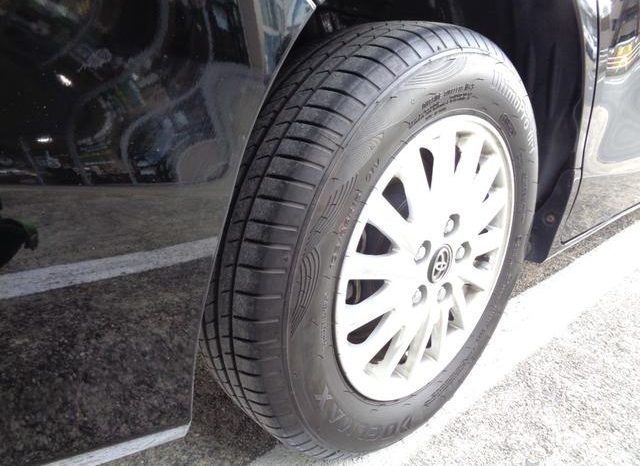 TOYOTA VOXY HYBRID V 2015 full