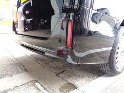 TOYOTA VOXY HYBRID V 2015 full