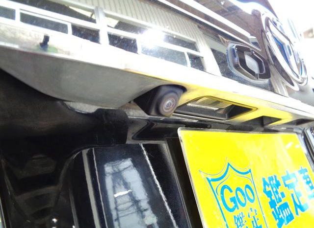 TOYOTA VOXY HYBRID V 2015 full