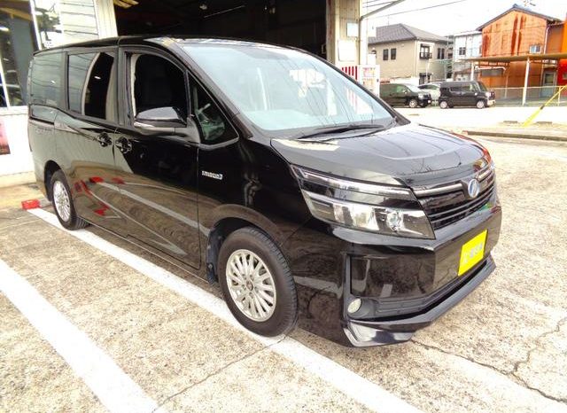 TOYOTA VOXY HYBRID V 2015 full